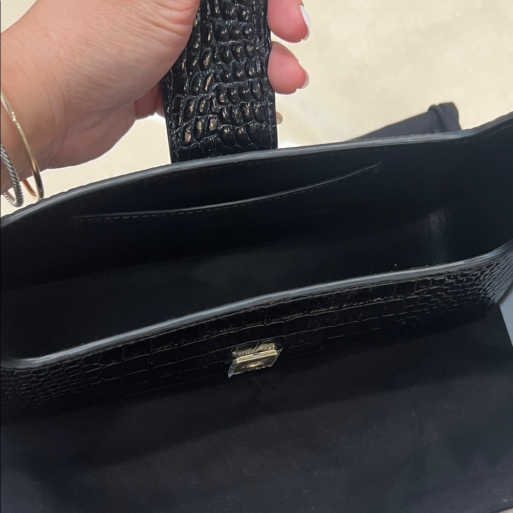 Anine Bing Lou Shoulder Bag - Picture 6 of 12